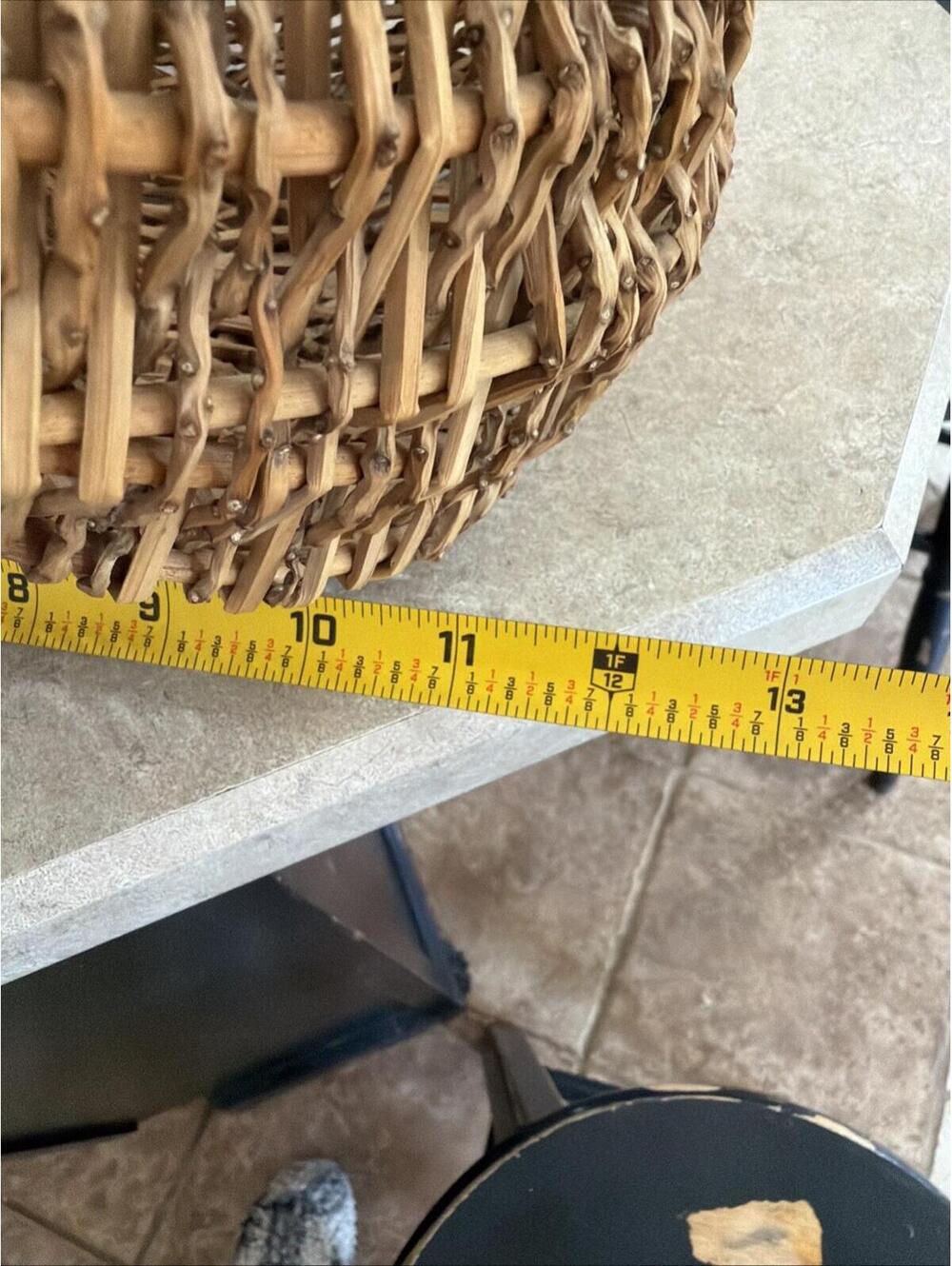 VTG Hand Woven Egg Gathering Butt Buttocks Basket Rustic Farmhouse Cottage 12” - Picture 9 of 9